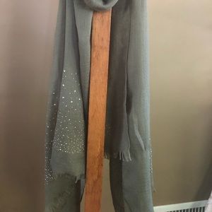 Olive green scarf with gold details